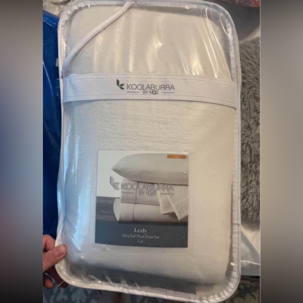 Koolaburra by Ugg Cream Ultra Soft Plush Sheet Set - Full